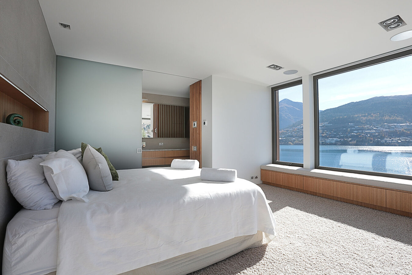Lake Wakatipu House